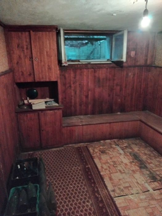 ПРОДАВАМ ЗАМЕНЯМ ИМОТА се намира в самото сърце на Карнобат обл.Бургас