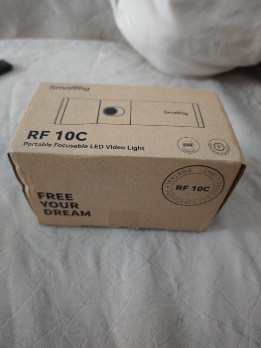 SmallRig RF10C RGB 10W Video Light Kit – Full Box – 20 Modificatori