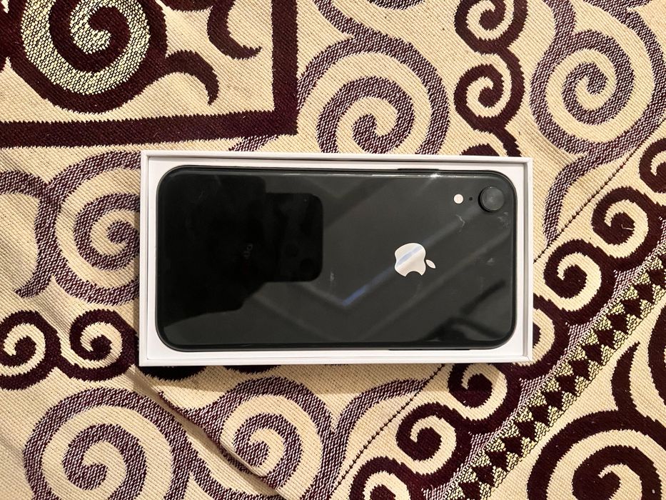 Iphone xr  гарантирован