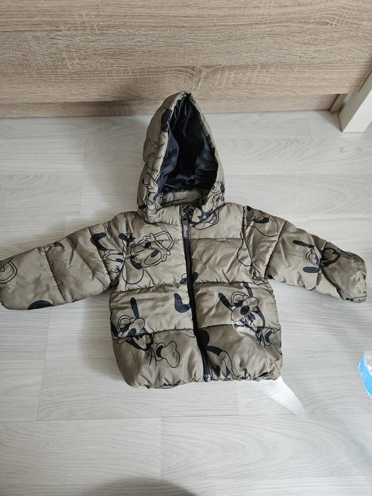 Geaca baiat 80 H&M