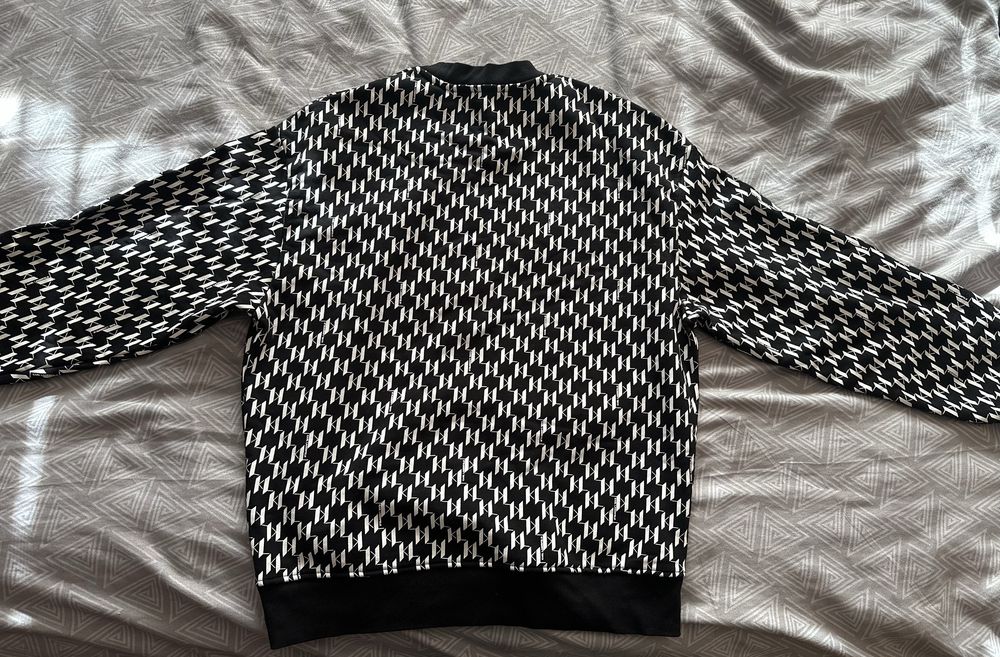 Karl Lagerfeld Ikonik All-Over Monogram Sweatshirt