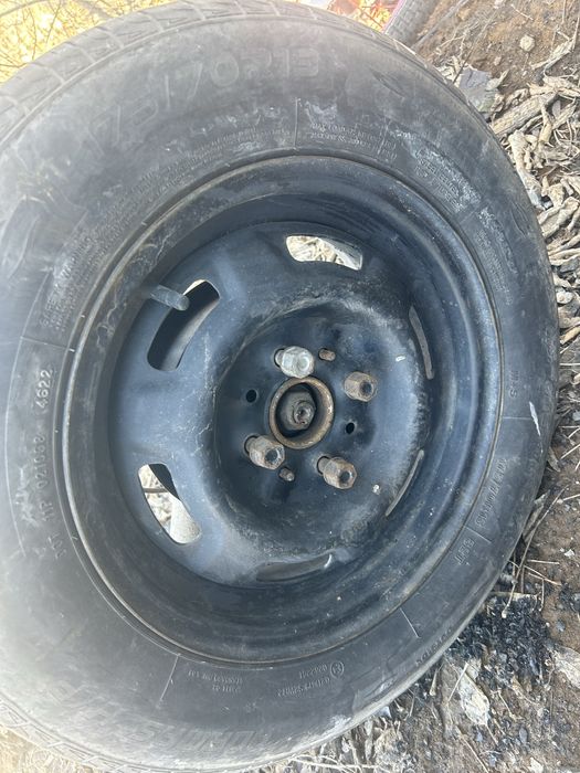 Продаю резины на р13