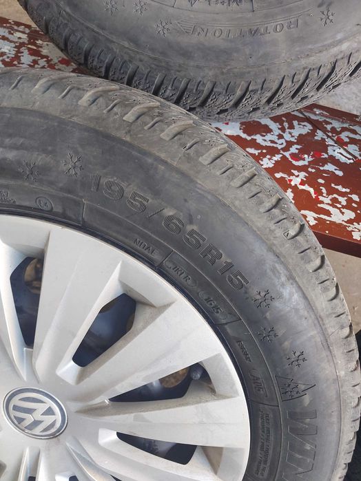 Железни джанти със зимни гуми 15''