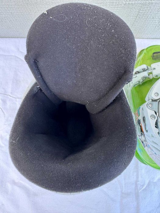 Clapari ski schi copii Atomic Plus marime Eur:29 Mondo:19