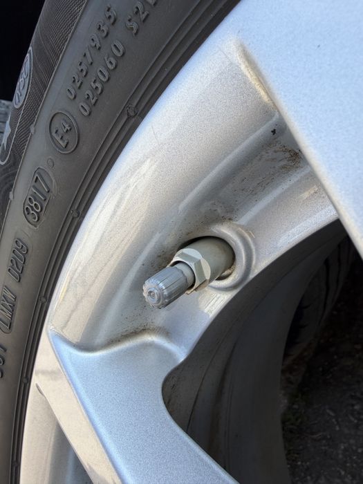 Джанти с гуми за BMW 16ʼʼ 5x120