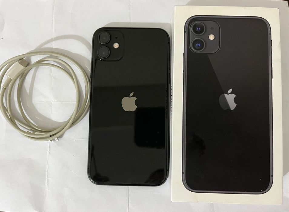 Айфон 11 128гб идеальном состояние всё родное ничего не менялось