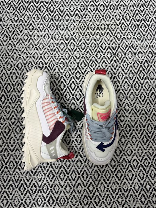 Off-White Odsy 1000