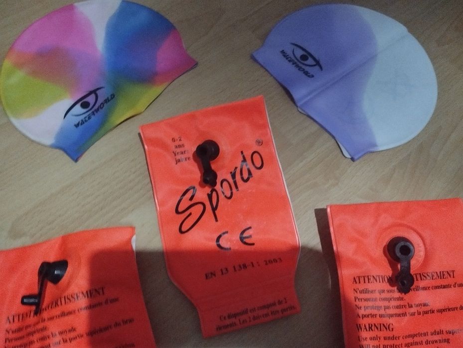 Perne noi înot și cască nouă pt păr ,2 buc 50 lei