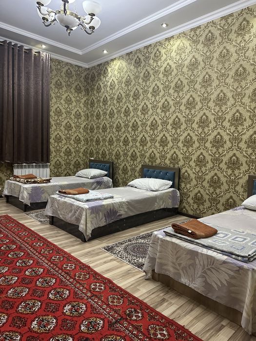 Апартамент Гостиница Бухоро шахарда жойлашган 40-50 кишига жой бор