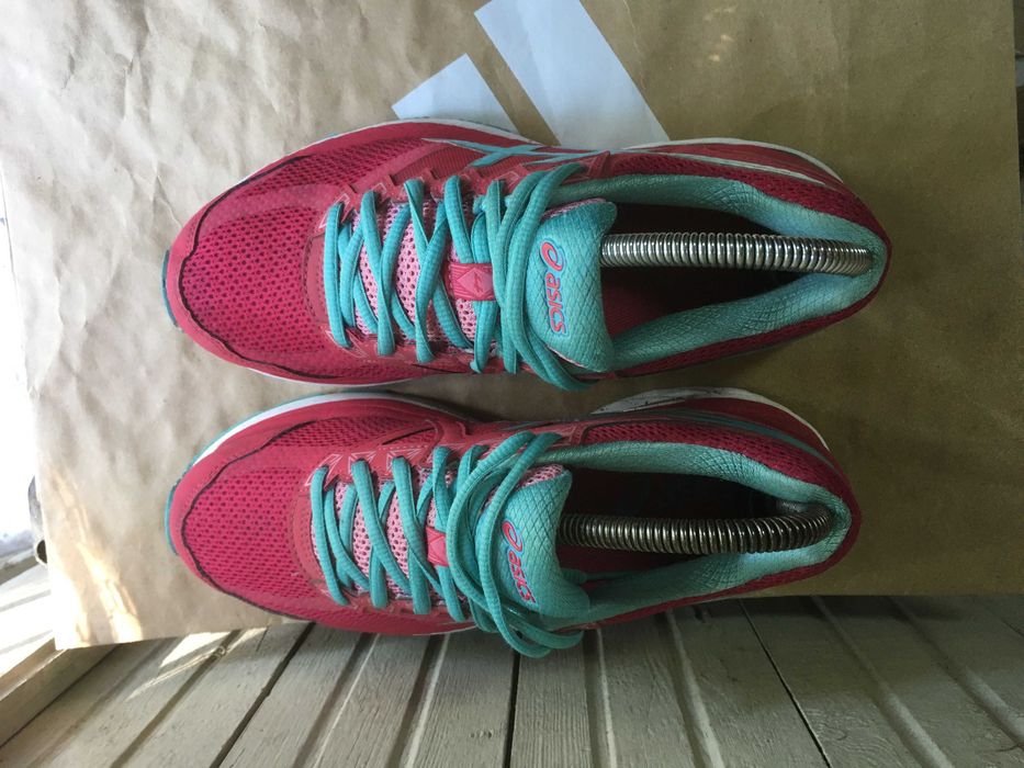 ''ASICS Gt-2000 4''оригинални маратонки 38.5 номер