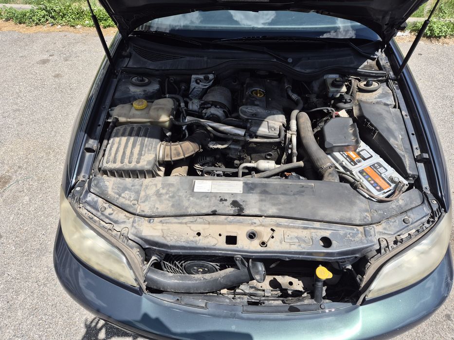 Opel Omega 2.2  Дизел