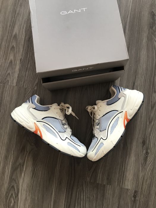 Adidas Campus, Michael Kors,Gant,Scotch&Soda,Under Armour, Balenciaga