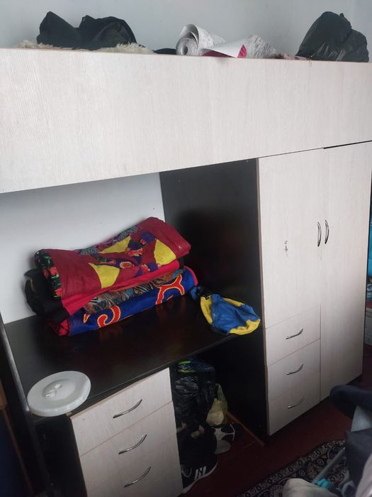 Продам дет-й спальный гарнитур