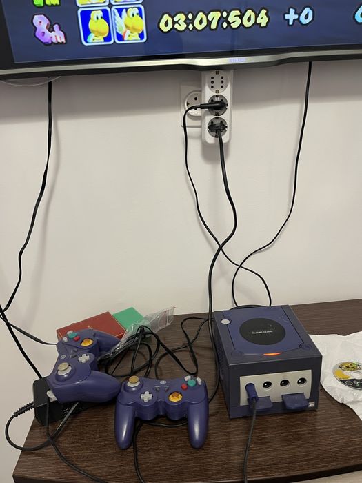 Joc nintendo cube + 3 jocuri