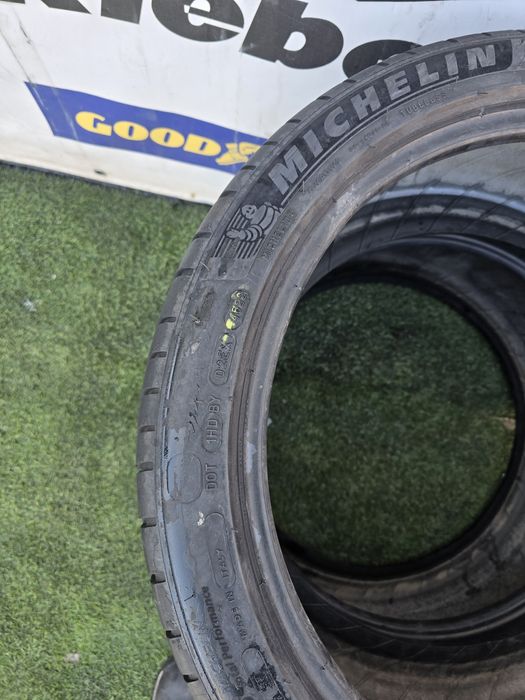 255.40.19 michelin 3 buc
