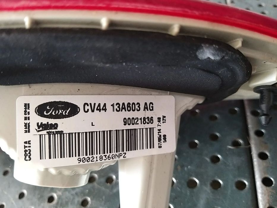 Stop tripla lampa stanga haion ford kuga 2 cv4413a603ag 90021836