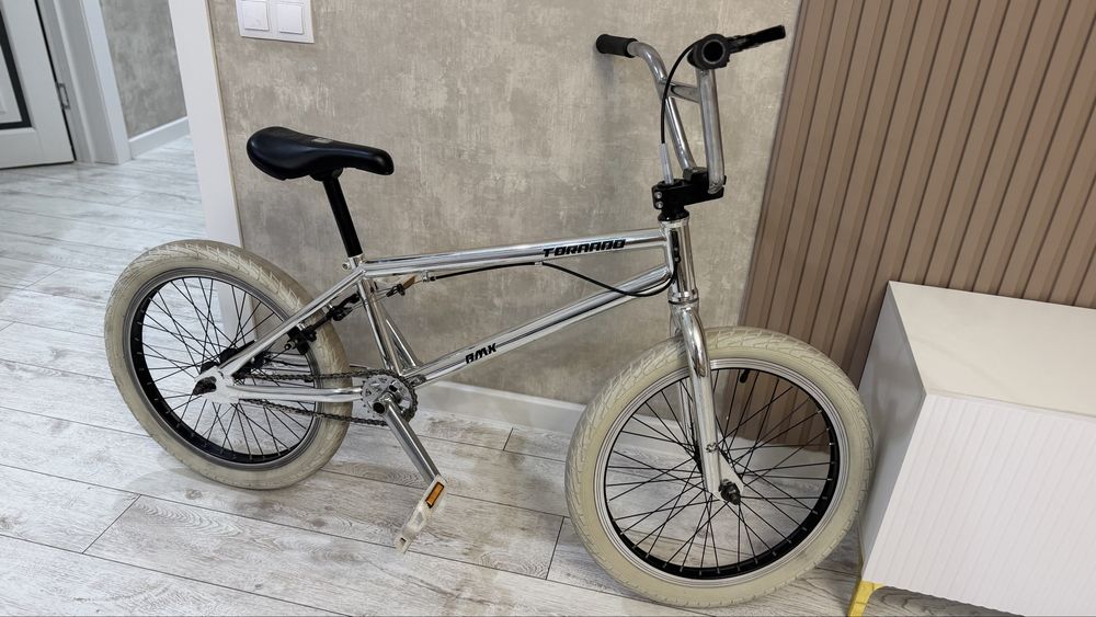 Продам велосипед  BMX