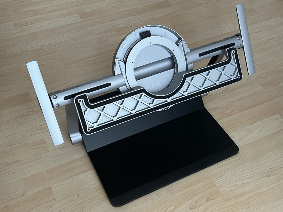 Подставка Wacom Cintiq Pro 24 Ergo Stand (ACK-62801K)