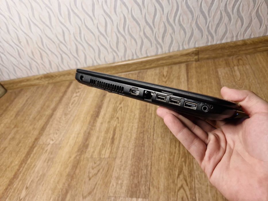 Dell i5-4200u Батарею держит 3 часа