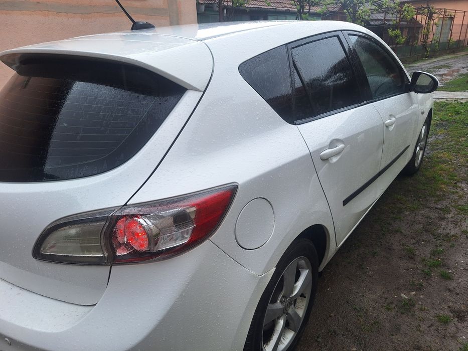 Vand  Mazda 3  an 2010
