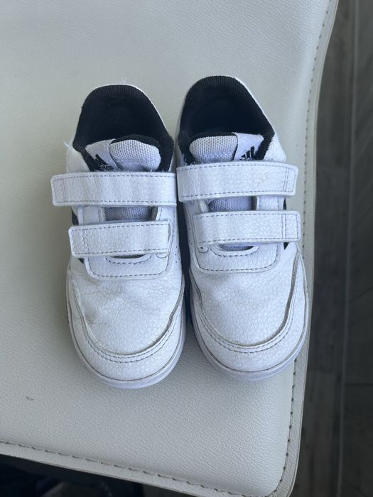 Adidas , 26,5номер