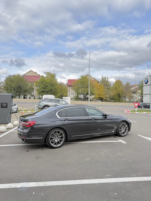 BMW 730Ld xDrive / Long / Individual / IMPECABIL