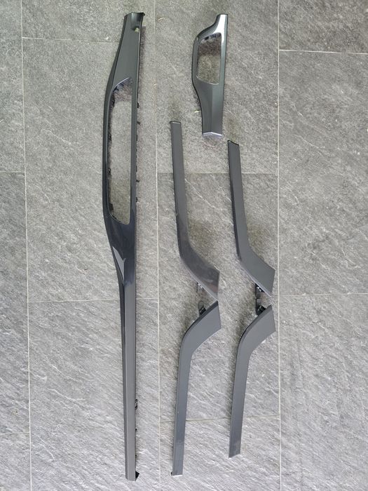 Vând ornamente/trimuri audi q7 4m și fete portiera piele alcantara