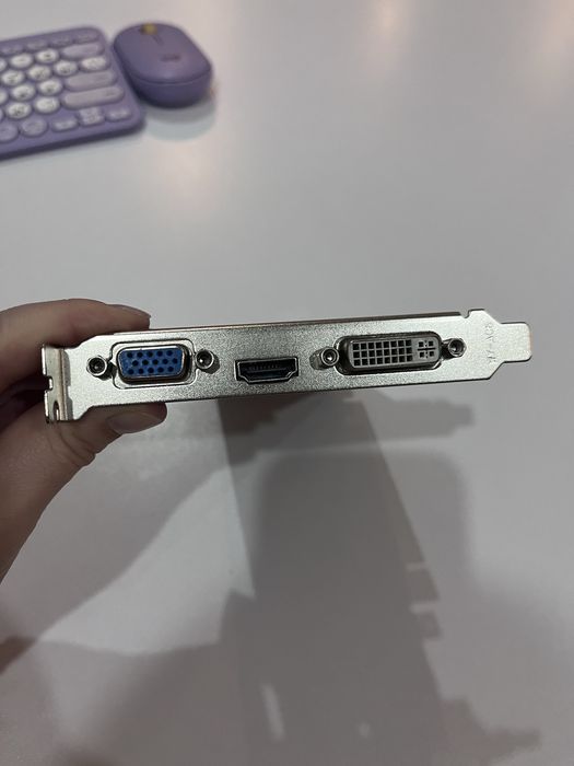 Видеокарта NVIDIA GeForce GT 220