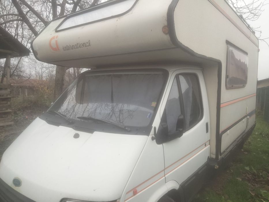 Autorulota Ford Transit