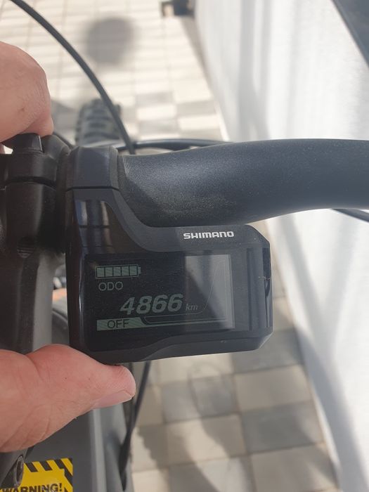 Bicicleta BMC electrica cu cadru de carbon