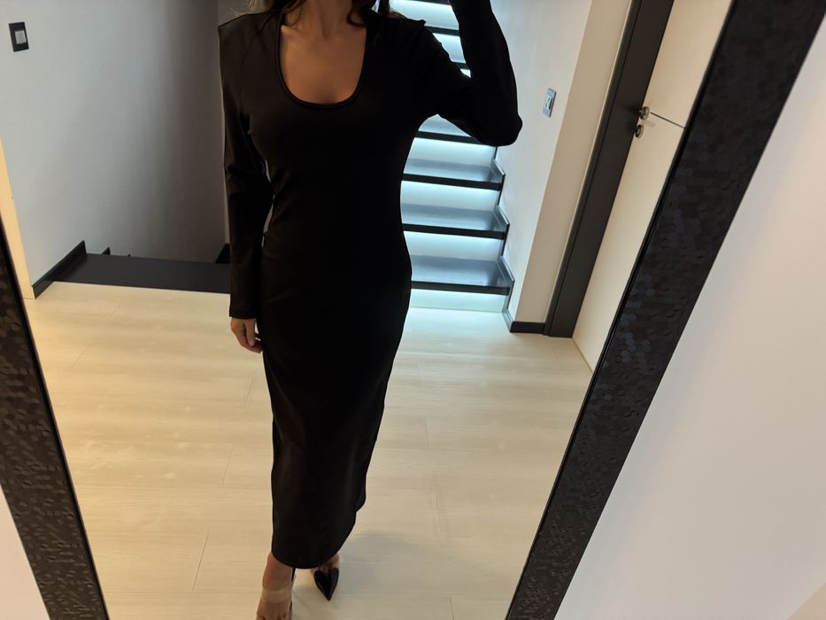 Rochie neagra midi cu spate gol