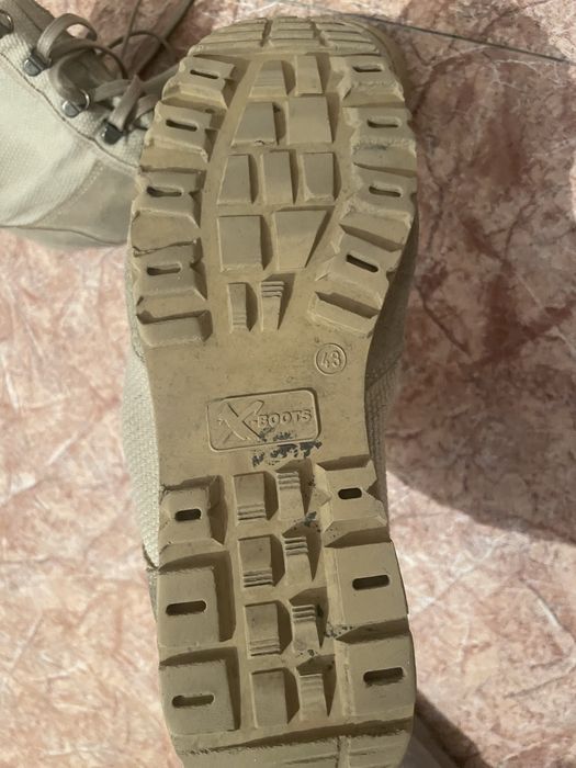 Продам берцы песчаные