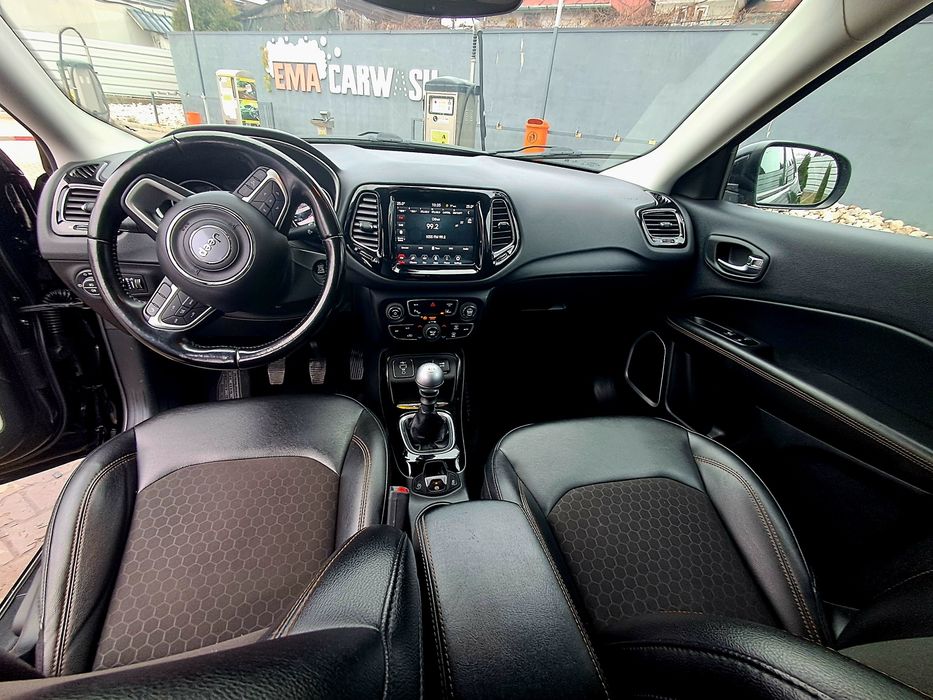 JEEP COMPASS ,AN 2020,1.6 MOTORINA ,11 400 € Negociabil