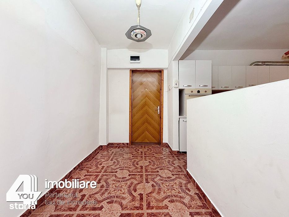 Apartament 2 camere Ineu ,62 mp,et.4/4, mobilat,utilat +termotecă
