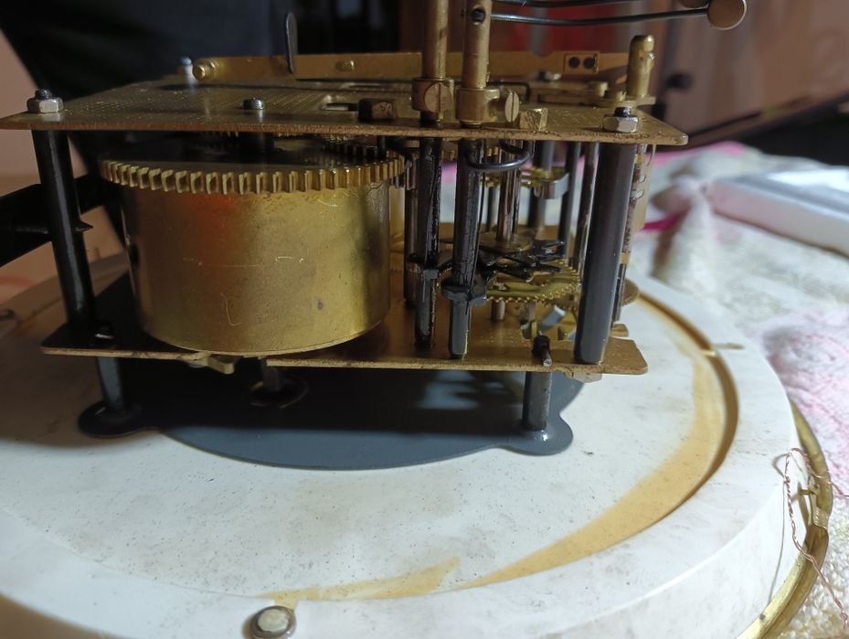 Ceas pendul defect Jantar