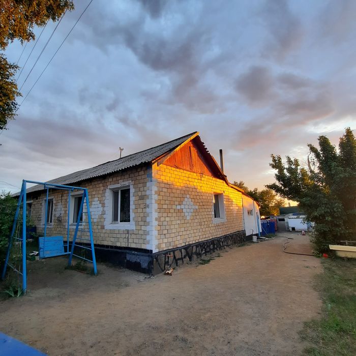 Продаю  большой дом