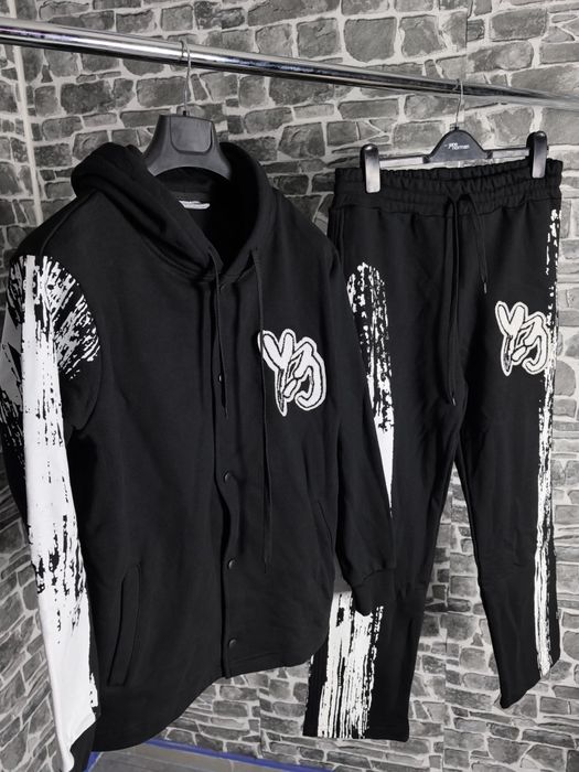 Yohji Yamamoto Y-3 екип