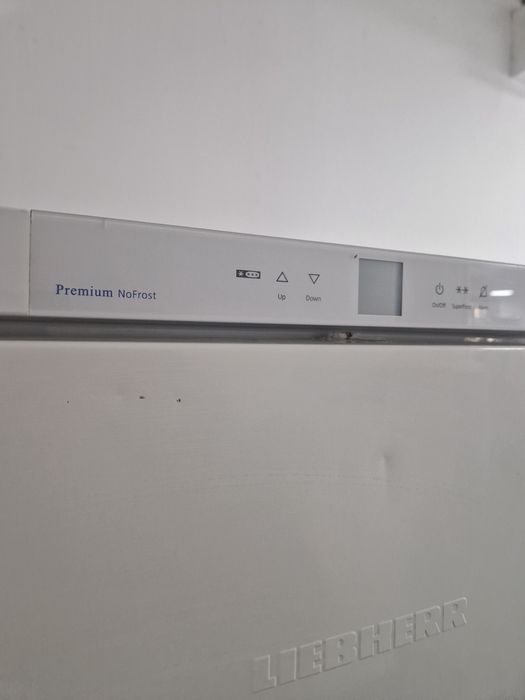 Фризер Liebherr No frost A++ 306 литра