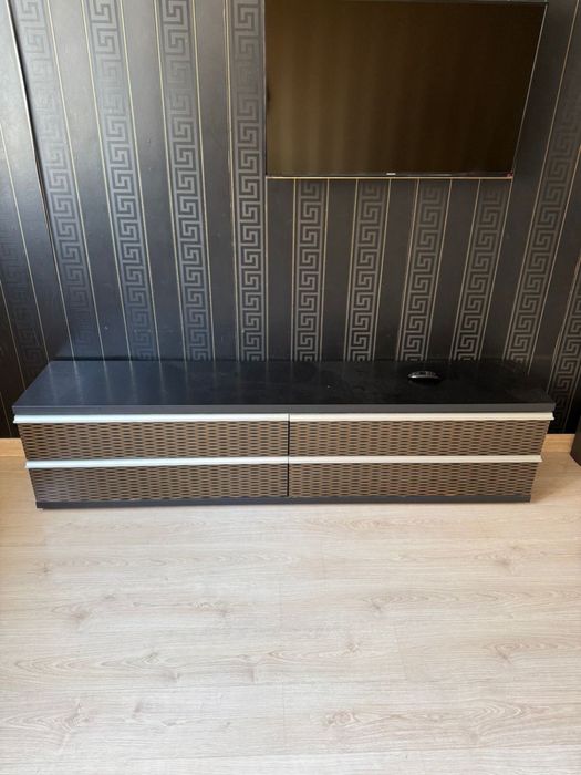 Шкаф и тумба под телевизор