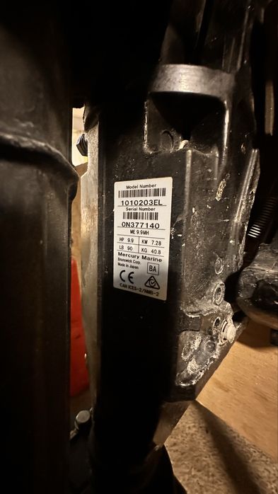 Продам лодочный мотор Mercury 9.9