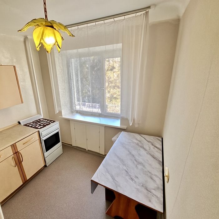 Продается трехкомнатная квартира по цене однушки р-н Депо