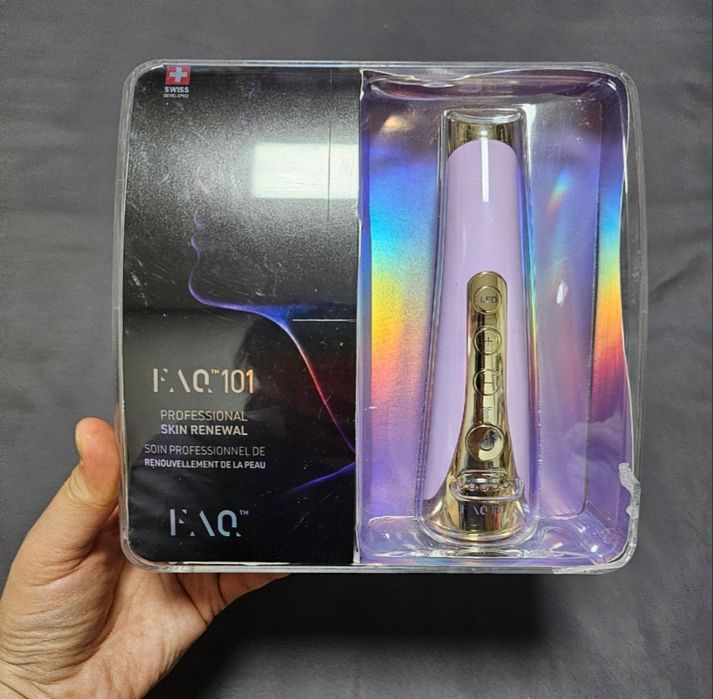 FOREO FAQ 101 dispozitiv facial RF și LED, culoare lila