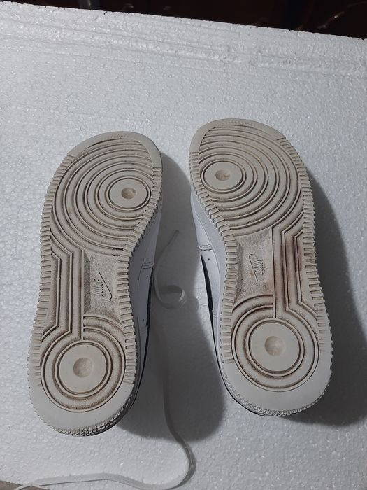 Adidasi Nike, sport, albi.