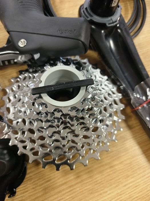 FULL Групсет SRAM Rival 22 Hidraulic 2x11-sp 172.5mm 50/34 BB30 11-32T