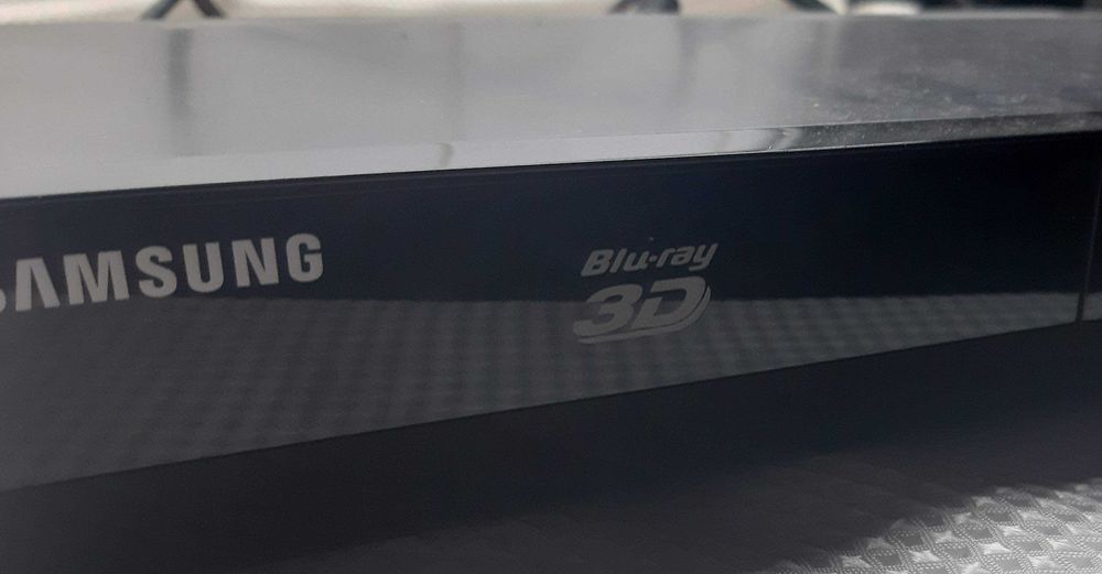 Player Samsung Blu-Ray-3D HT-H4200R