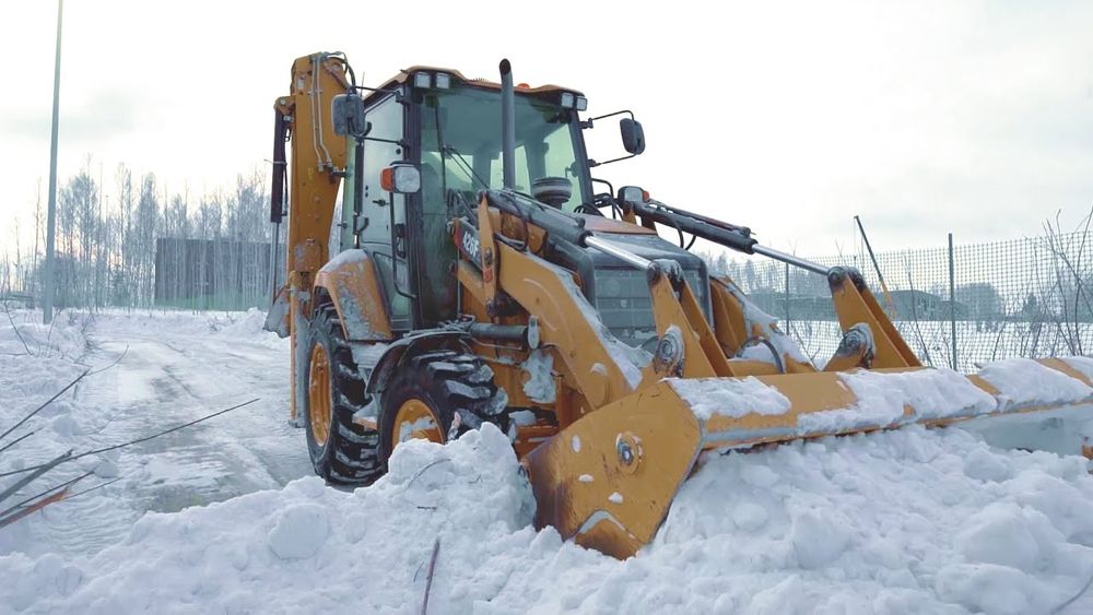 Экскаватор-погрузчик 3в1