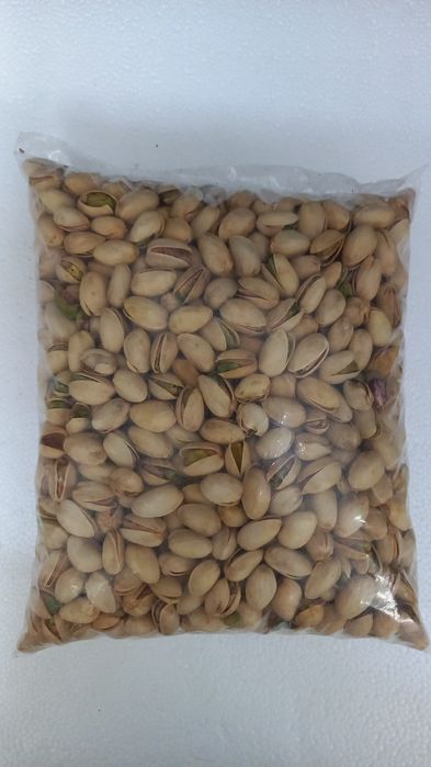 Fistic crud ambalat la 1kg