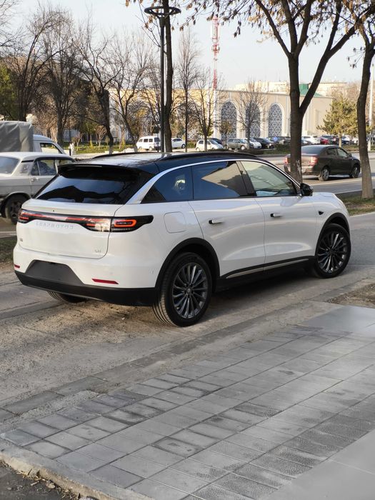 Leapmotor C11 Hybrid 2026 full