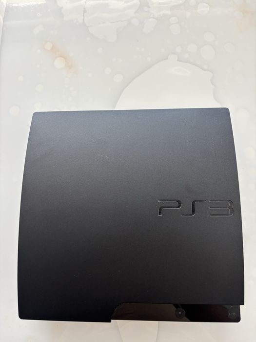 Продавам Playstation 3 в перфектно състояние