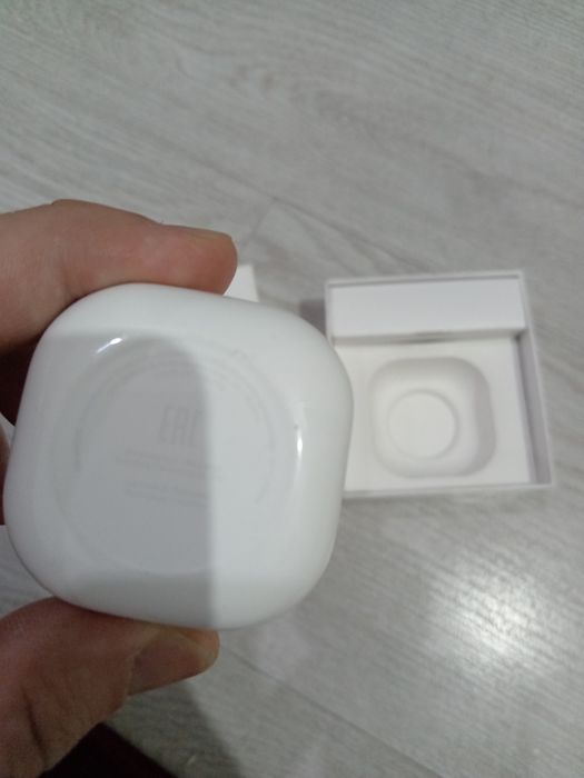 Продам Samsung Galaxy Buds FE оригинал торг  обмен